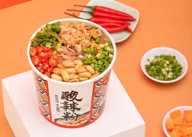 【品質(zhì)之選】桶裝泡面封口包裝生產(chǎn)線：攜手陳村、楊掌柜、金華、顧大嫂、統(tǒng)一，共鑄食品包裝新篇章