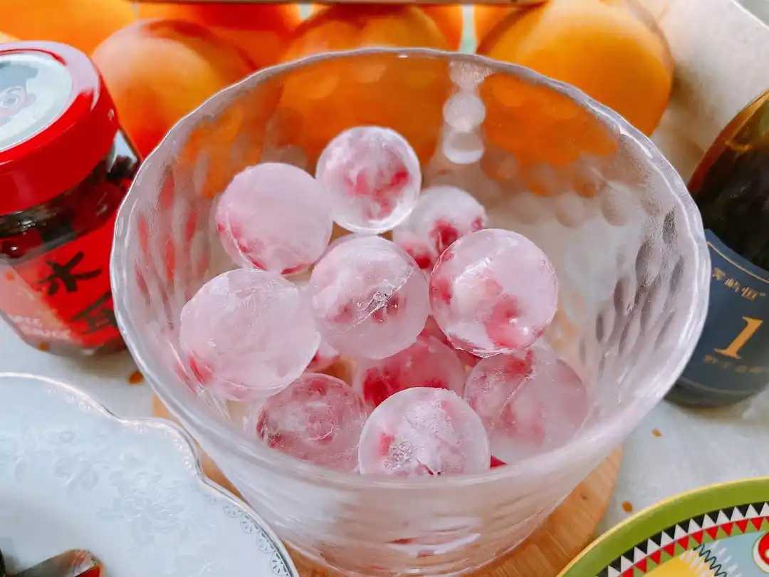 ?智能包裝新紀(jì)元：全自動(dòng)杯裝冰球生產(chǎn)線，賦能飲料企業(yè)高效量產(chǎn)